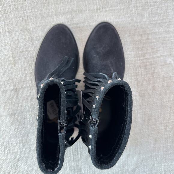NWT Sam Edelman Taryn Studs Black Leather Fringe Ankle Boots Girl's 11 - Picture 3 of 7